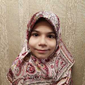 زینب سادات هاشمی