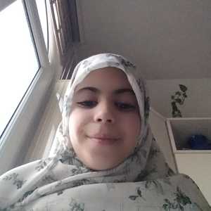 راضیه برنگی